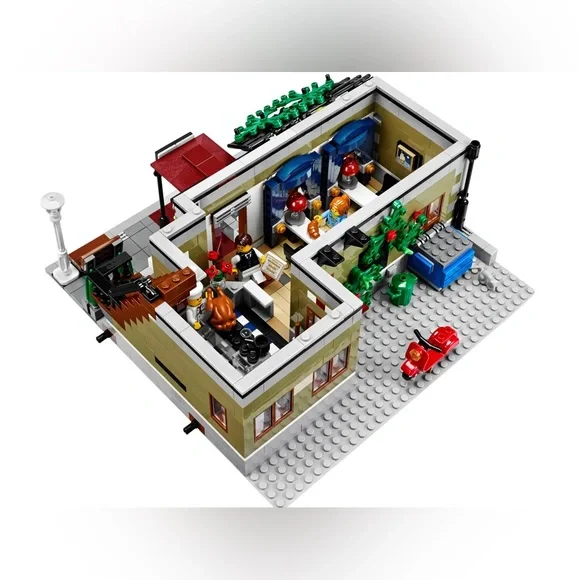LEGO Parisian Restaurant Full Kit | Creator Series | Model 10243 | NEW IN BOX - Picture 6 of 16